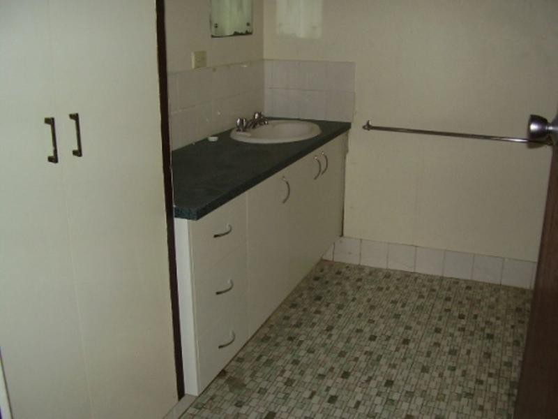 2/7 Mathieson Street, Cranbrook QLD 4814