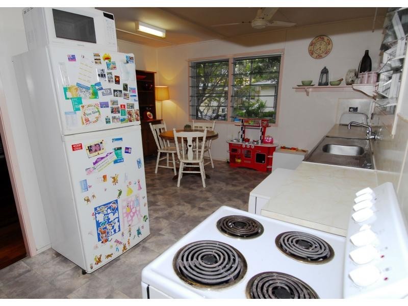 25 Riechelmann Street, Heatley QLD 4814