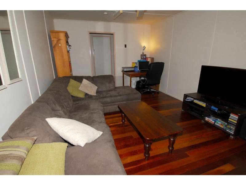 25 Riechelmann Street, Heatley QLD 4814