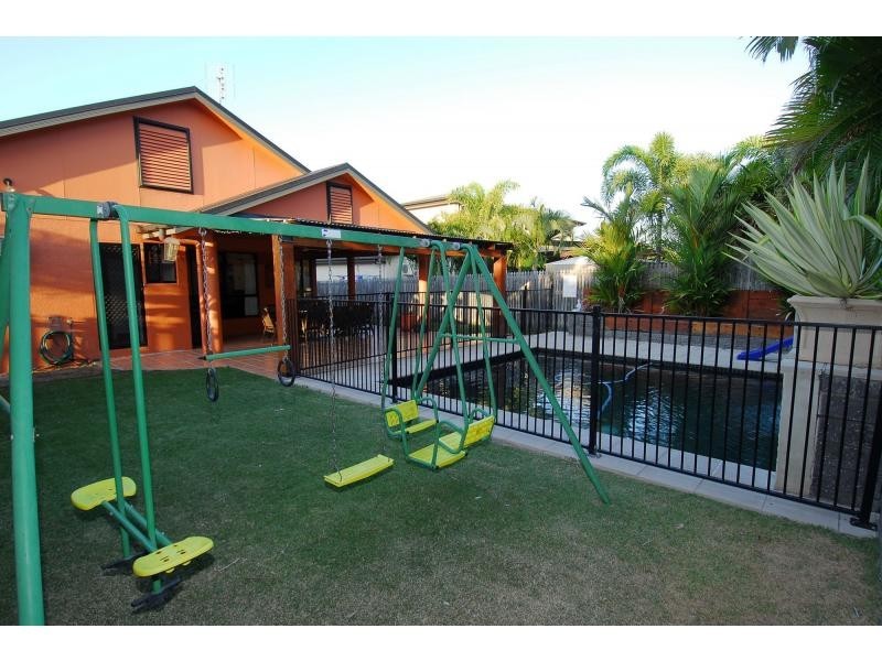 30 Monaro Circuit, Mount Louisa QLD 4814