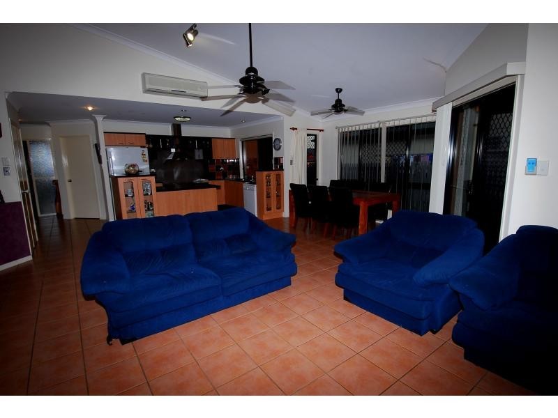30 Monaro Circuit, Mount Louisa QLD 4814
