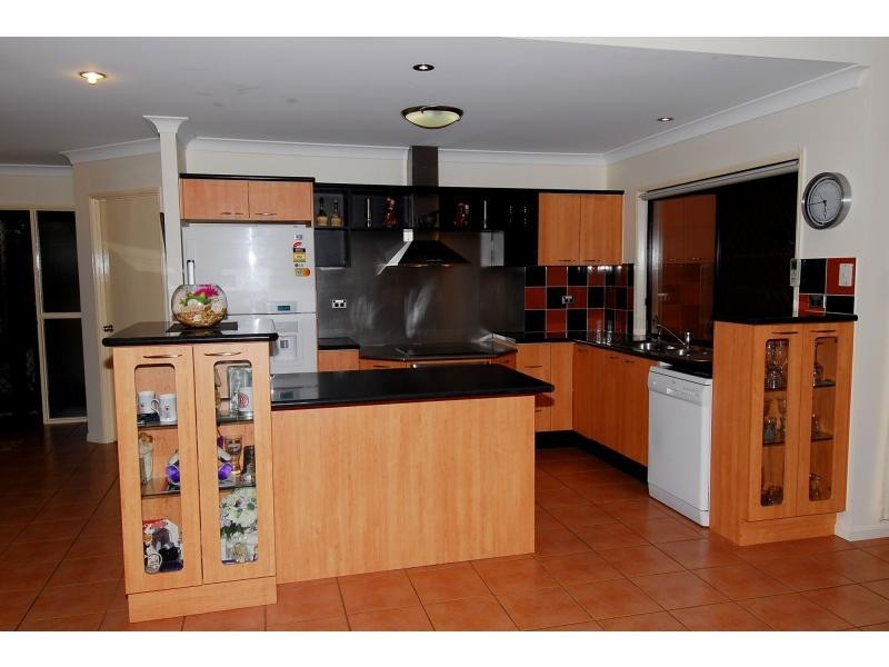 30 Monaro Circuit, Mount Louisa QLD 4814