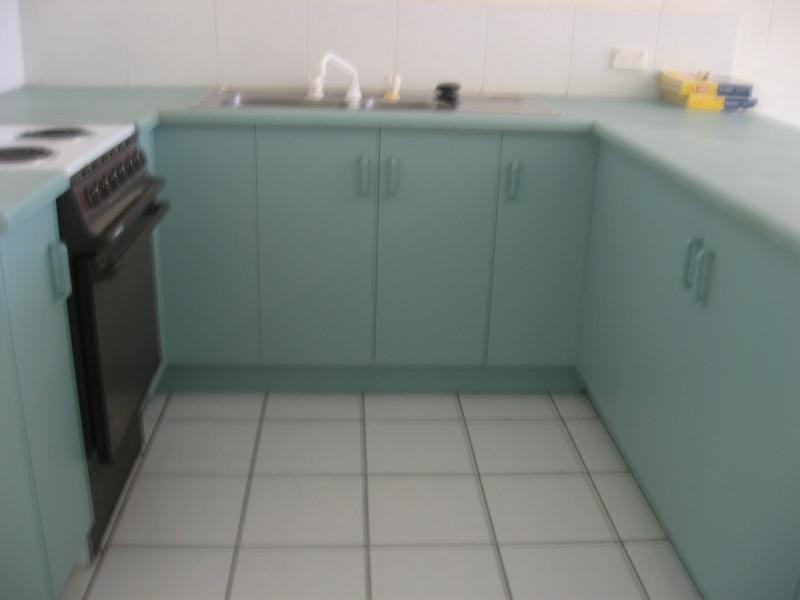 4/2a Ralston Street, West End QLD 4810