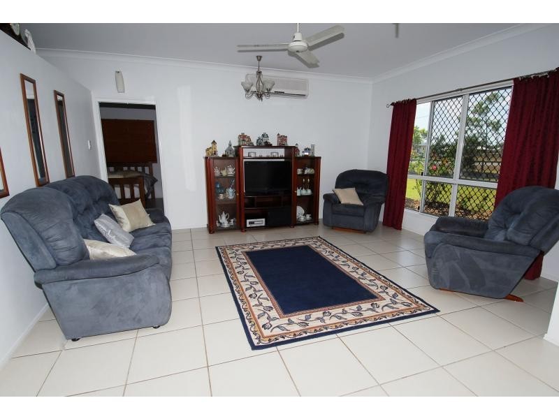 5 Mowbray Court, Mount Low QLD 4818