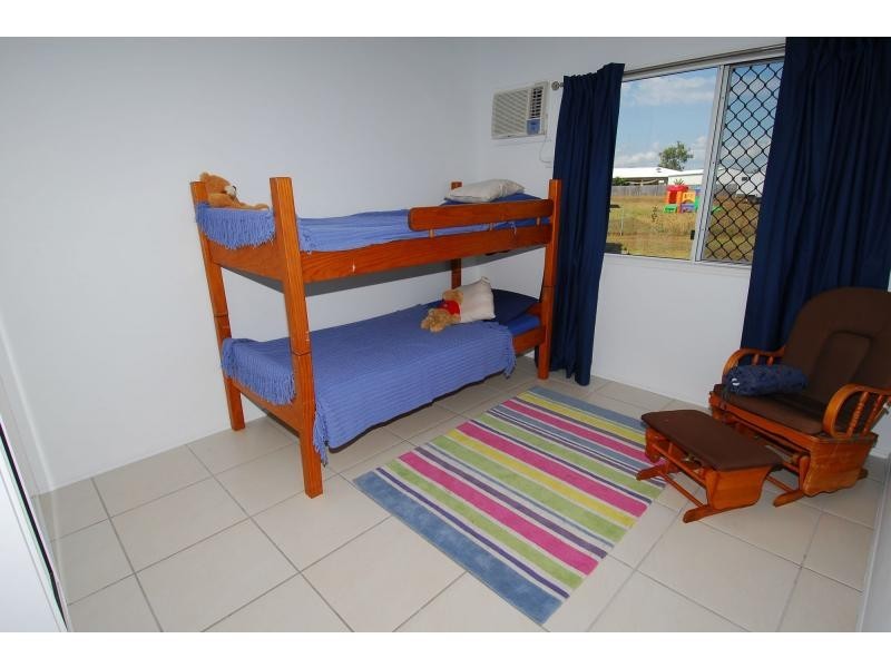 5 Mowbray Court, Mount Low QLD 4818