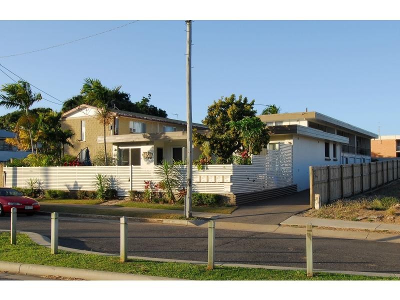 Unit 4/5 Cook Street, North Ward QLD 4810