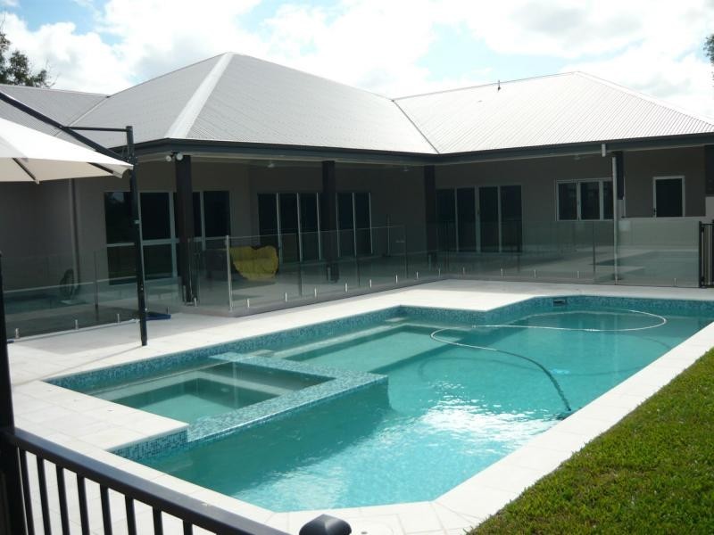 8 Retire Court, Rupertswood QLD 4817