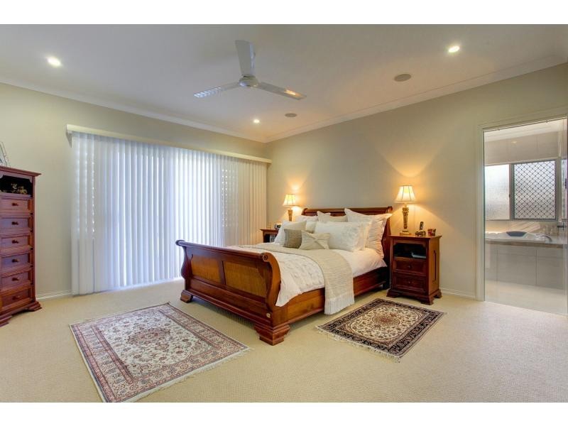 8 Retire Court, Rupertswood QLD 4817