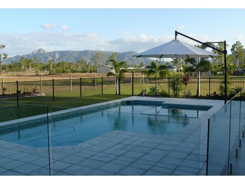 8 Retire Court, Rupertswood QLD 4817
