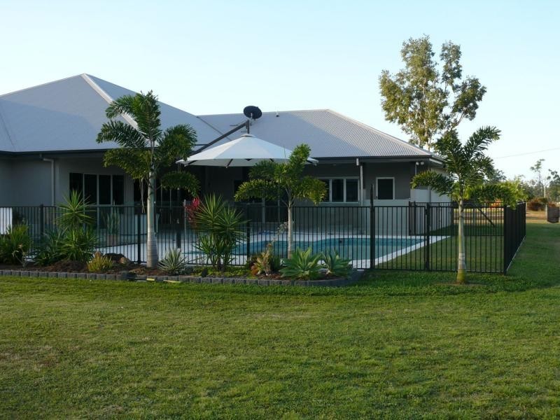 8 Retire Court, Rupertswood QLD 4817