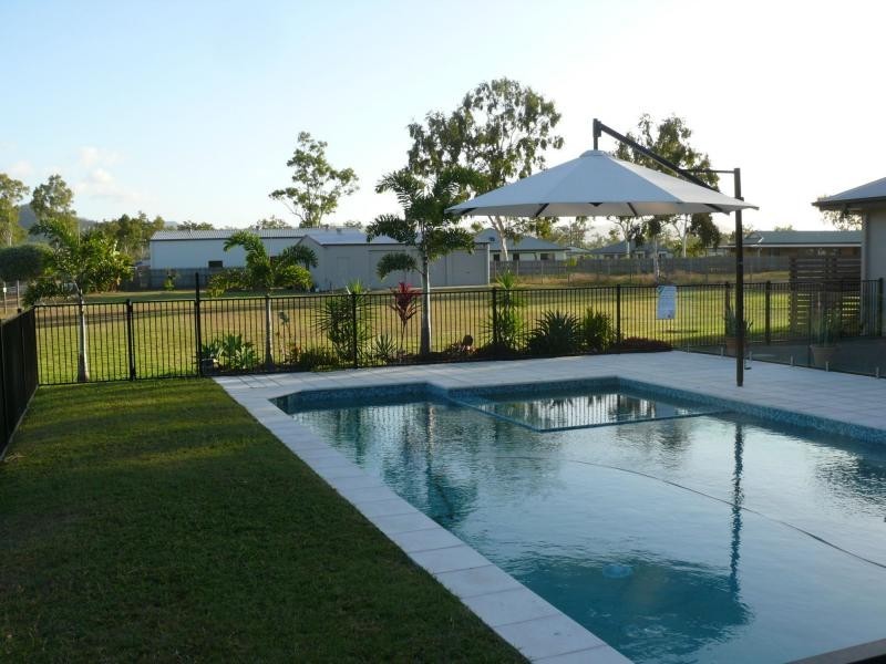 8 Retire Court, Rupertswood QLD 4817