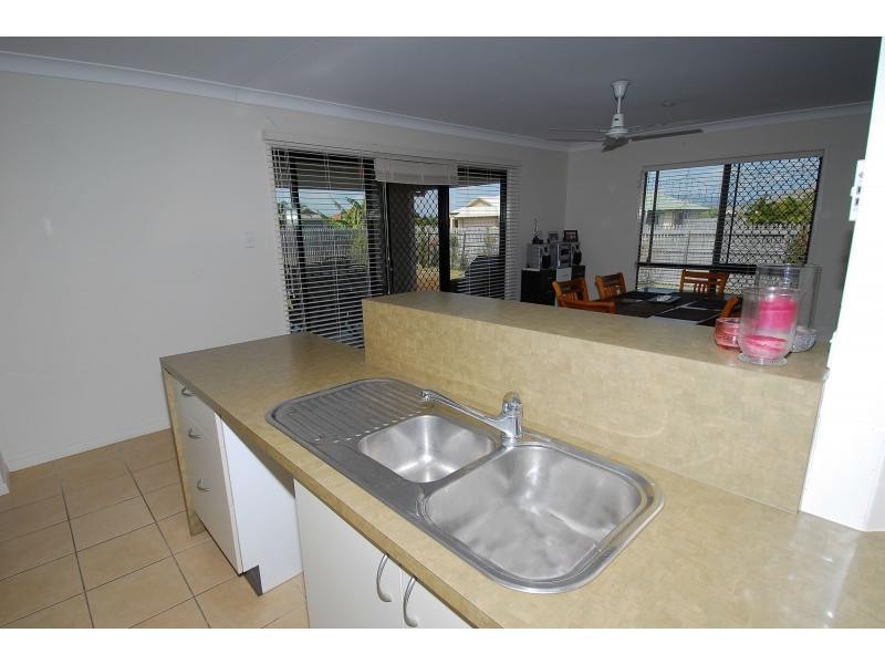 34 Chichester Avenue, Kirwan QLD 4817