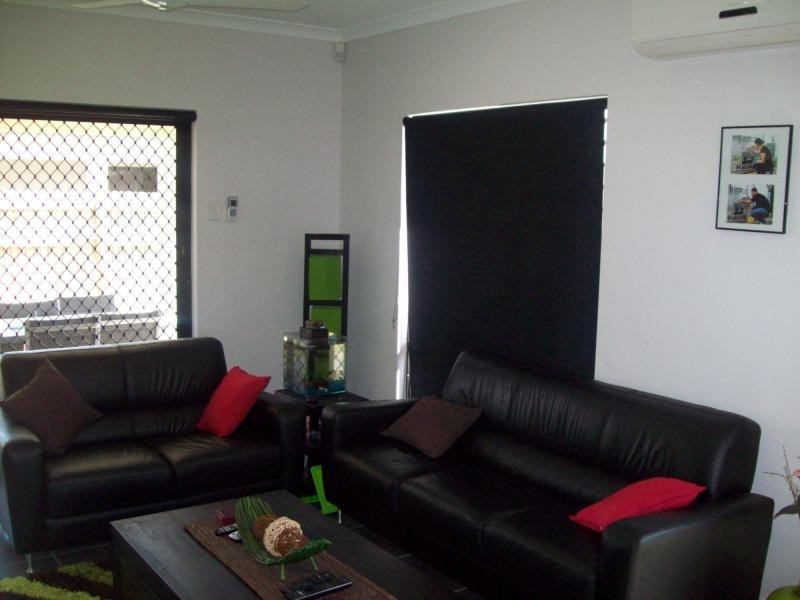 15 Hollanders Crescent, Kelso QLD 4815