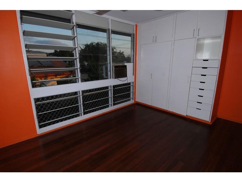 55 Dalpura Avenue, Cranbrook QLD 4814