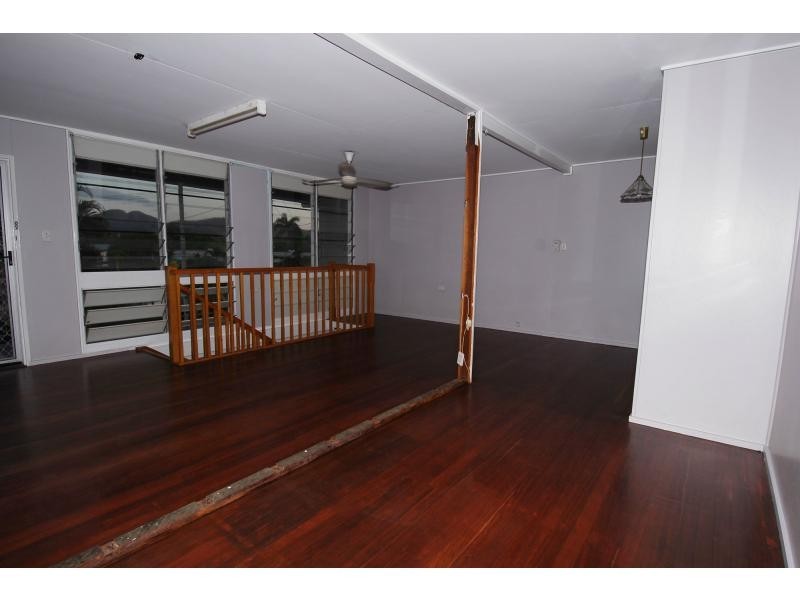 55 Dalpura Avenue, Cranbrook QLD 4814