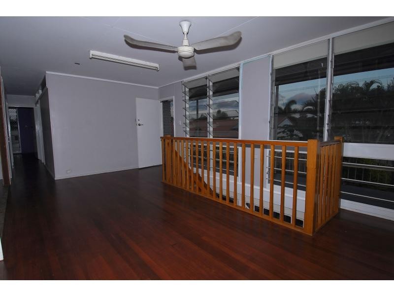 55 Dalpura Avenue, Cranbrook QLD 4814