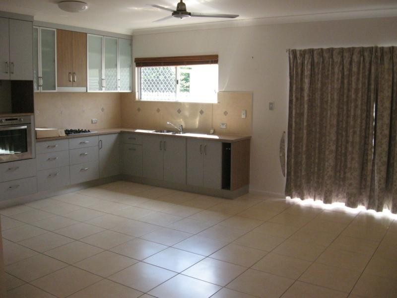 9 Caroline Street, Aitkenvale QLD 4814