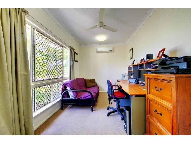 8 Fernbank Parade, Fairfield Waters, Idalia QLD 4811