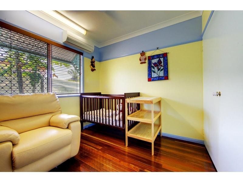 14 Campbell Street, Hermit Park QLD 4812