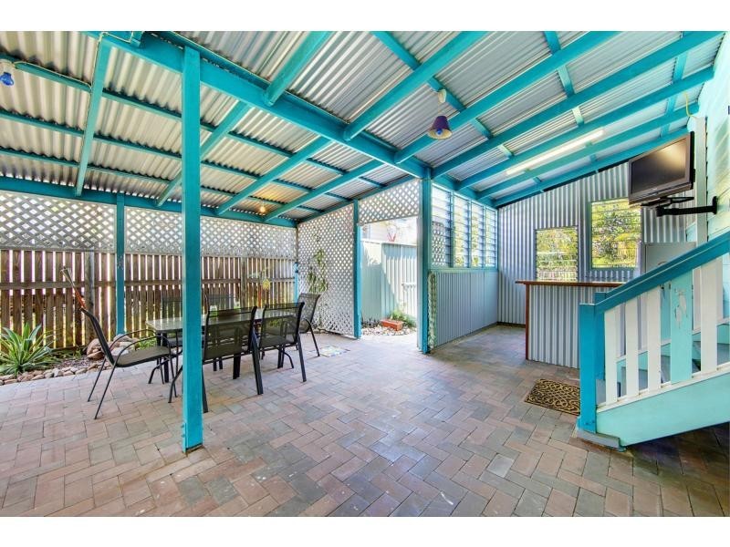 14 Campbell Street, Hermit Park QLD 4812
