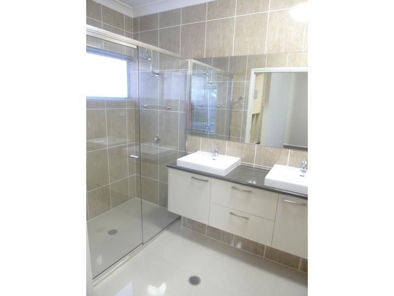 24 Eastlake Avenue, Idalia QLD 4811