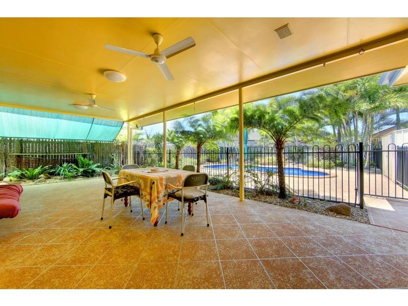 13 Squires Crescent, Kirwan QLD 4817