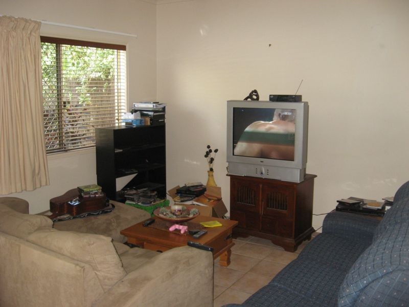 4/11 China Street, Mundingburra QLD 4812