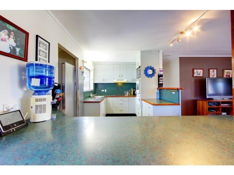 512 Bayswater Road, Mount Louisa QLD 4814