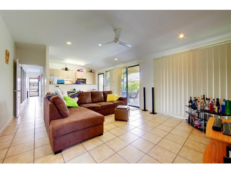 15 Glebe Place, Kirwan QLD 4817