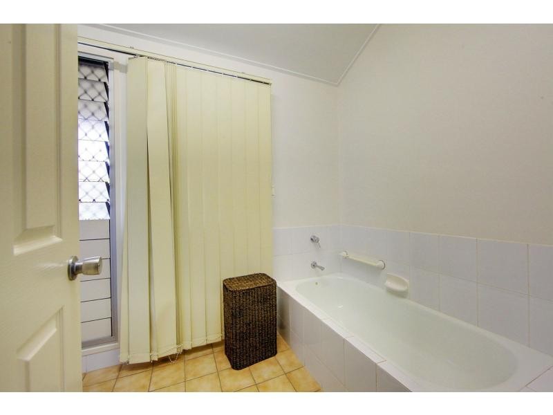 15 Glebe Place, Kirwan QLD 4817