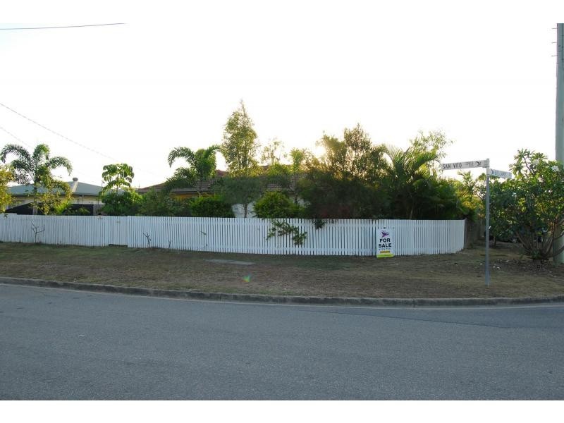 25 San Vito Crescent, Rasmussen QLD 4815