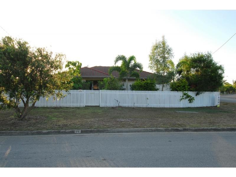 25 San Vito Crescent, Rasmussen QLD 4815