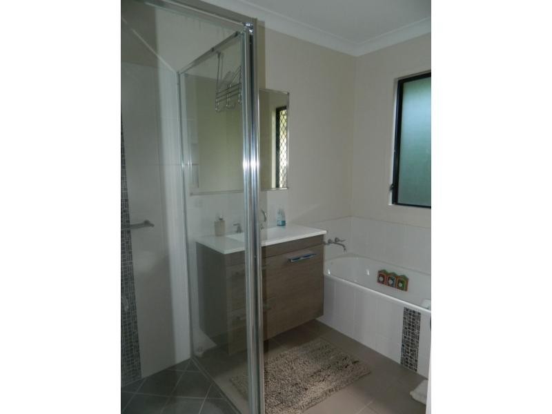 2 Scrubwren Circuit, Bohle Plains QLD 4817