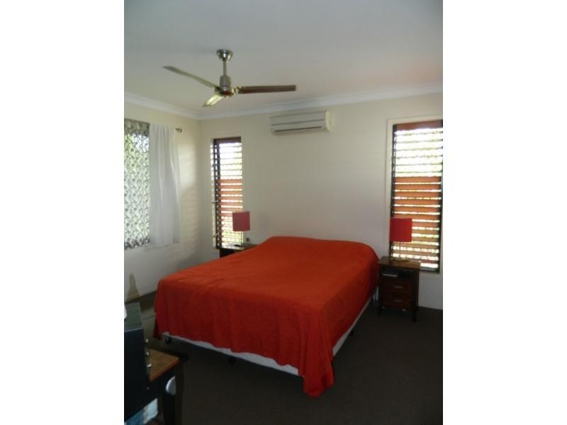 2 Scrubwren Circuit, Bohle Plains QLD 4817