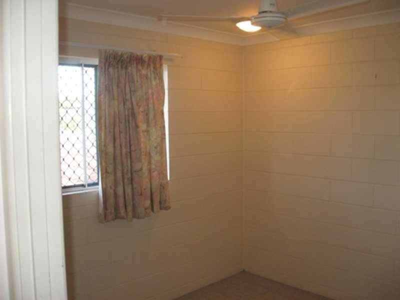 2/8 Lowth Street, Rosslea QLD 4812