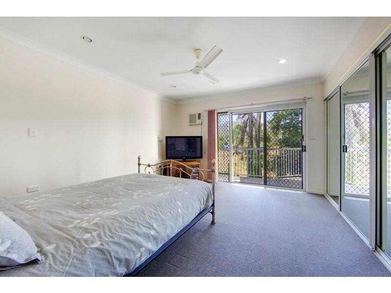 Unit 4/19 Second Avenue, Railway Estate QLD 4810