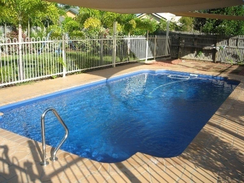 21 Crestbrook Drive, Mount Louisa QLD 4814
