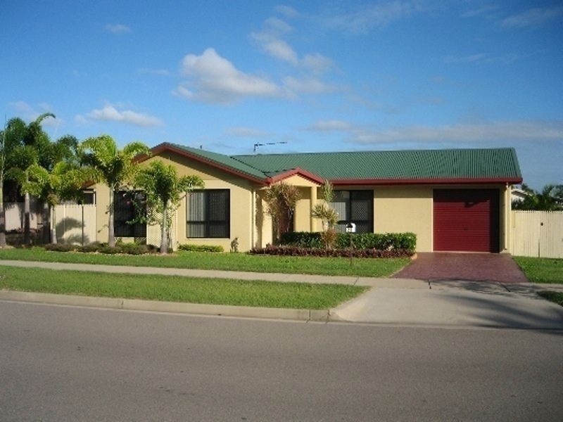 21 Crestbrook Drive, Mount Louisa QLD 4814
