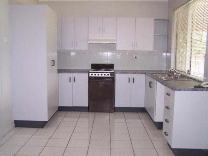 23 Amanda Avenue, Rasmussen QLD 4815