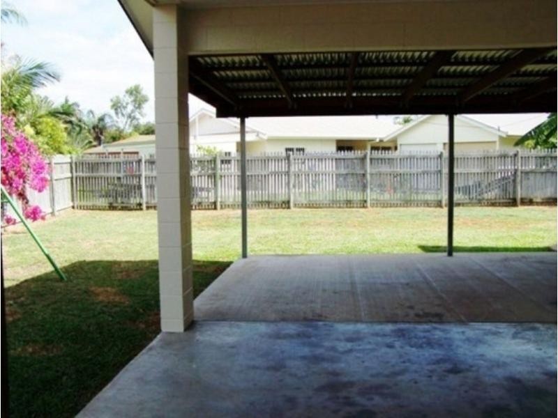 23 Amanda Avenue, Rasmussen QLD 4815