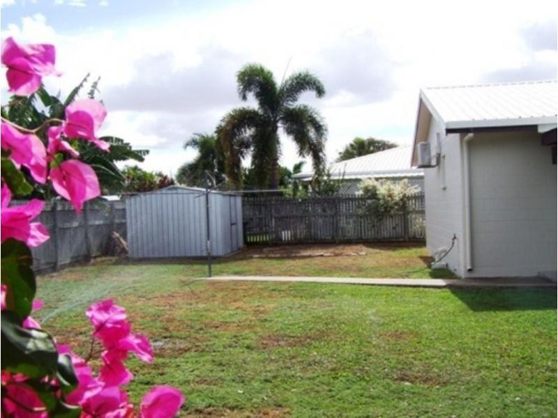 23 Amanda Avenue, Rasmussen QLD 4815