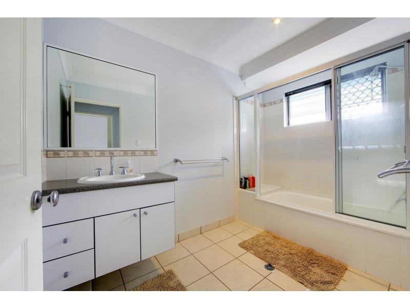 2 Bellingham Crescent, Kirwan QLD 4817