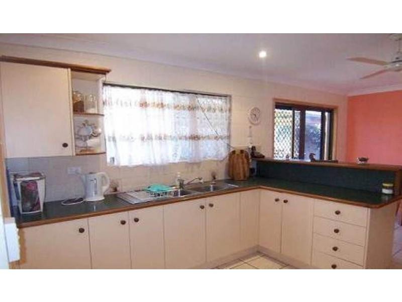 31 Frank Street, Kirwan QLD 4817