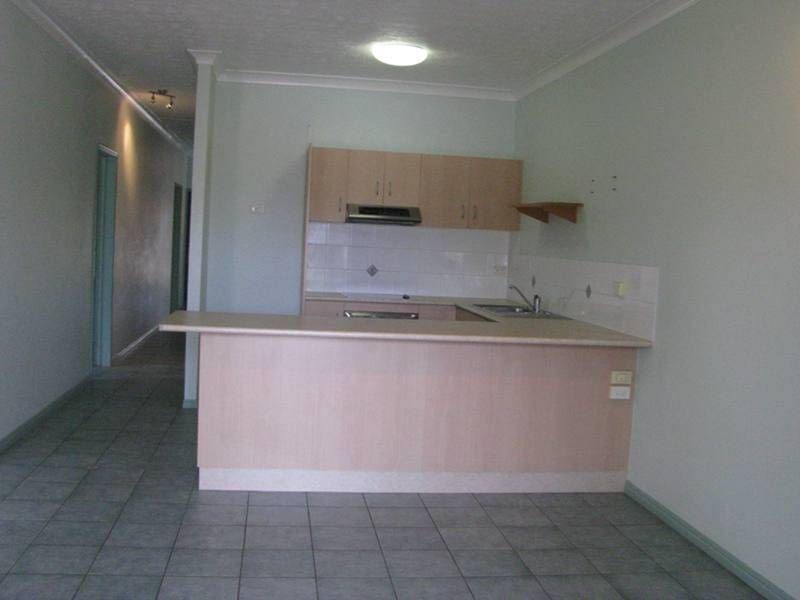 5/2 Macrossan Street, South Townsville QLD 4810