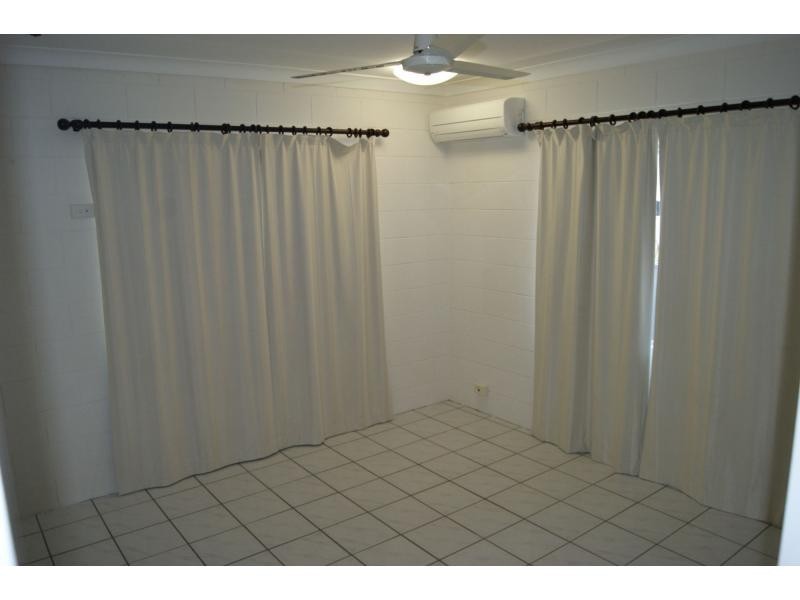2/7 Shelley Street, Pallarenda, Townsville City QLD 4810