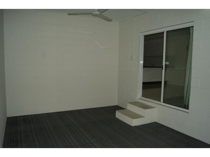 2/7 Shelley Street, Pallarenda, Townsville City QLD 4810