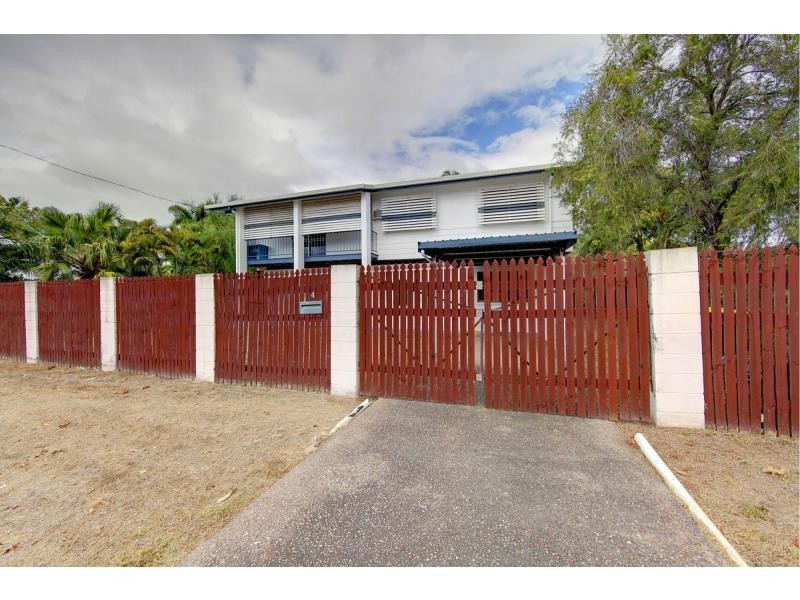 4 Catherine Crescent, Kelso QLD 4815