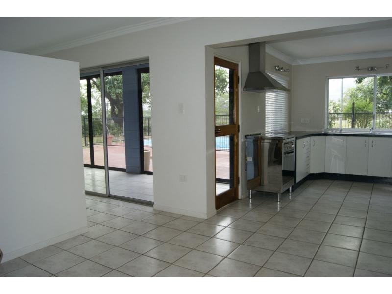 31 Brownhill Street, Mundingburra QLD 4812