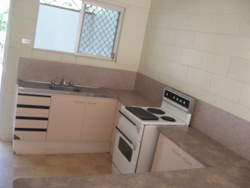 2/26 McBride Street, Kirwan QLD 4817