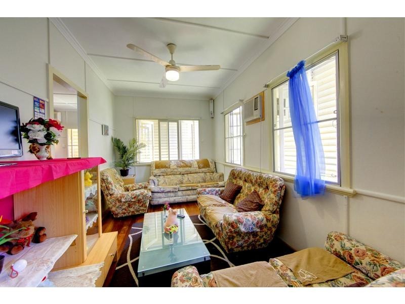 8 Diprose Street, Pimlico QLD 4812